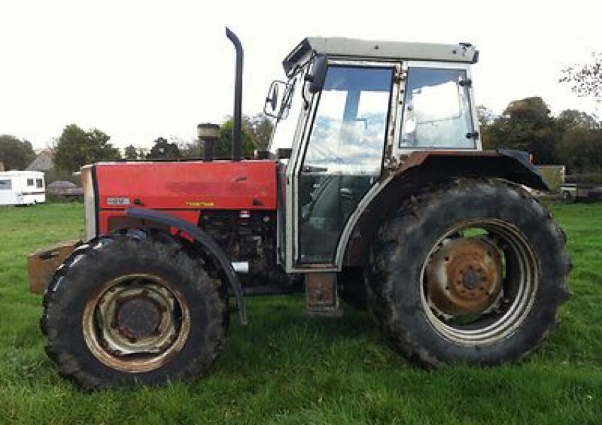 Massey Ferguson 390T