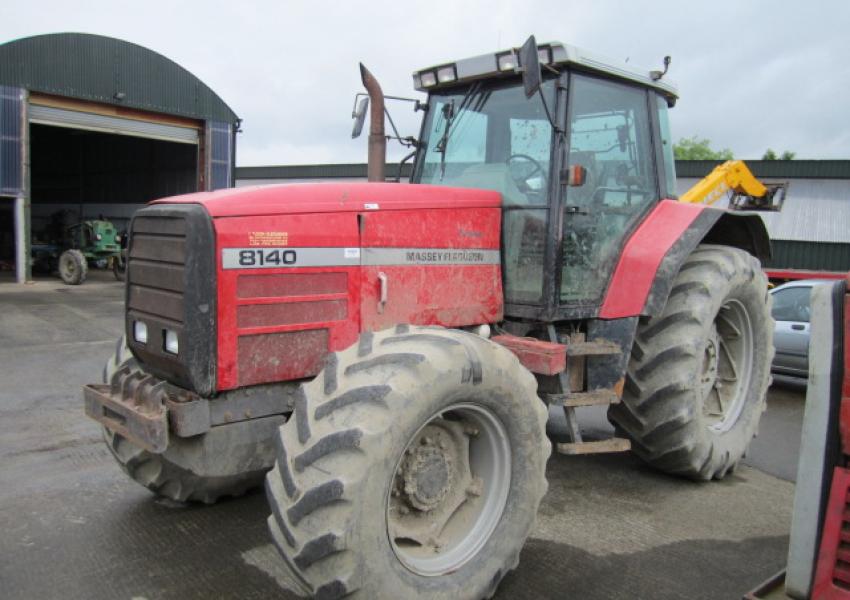 Massey Ferguson 8140